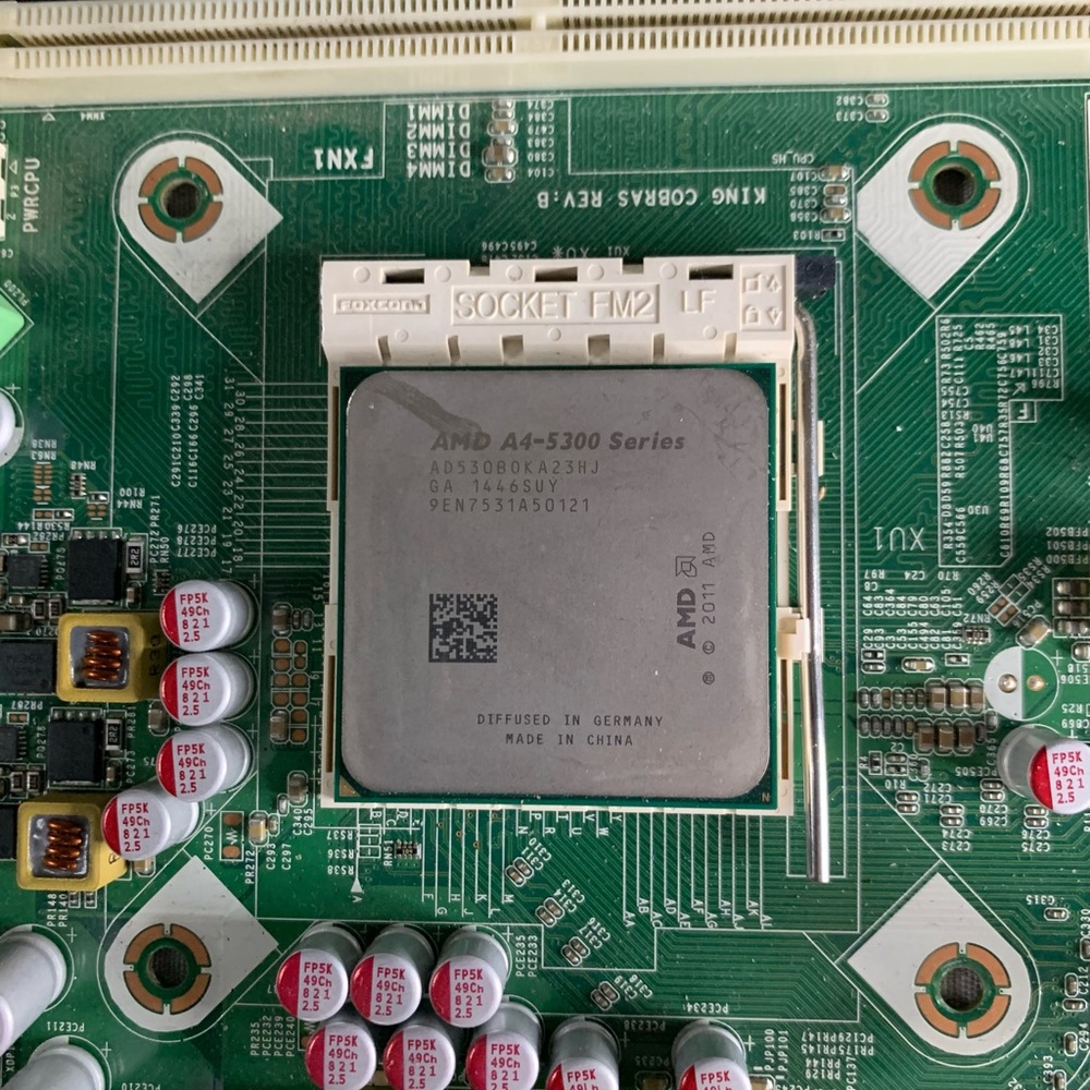 Motherboard w/AMD CPU